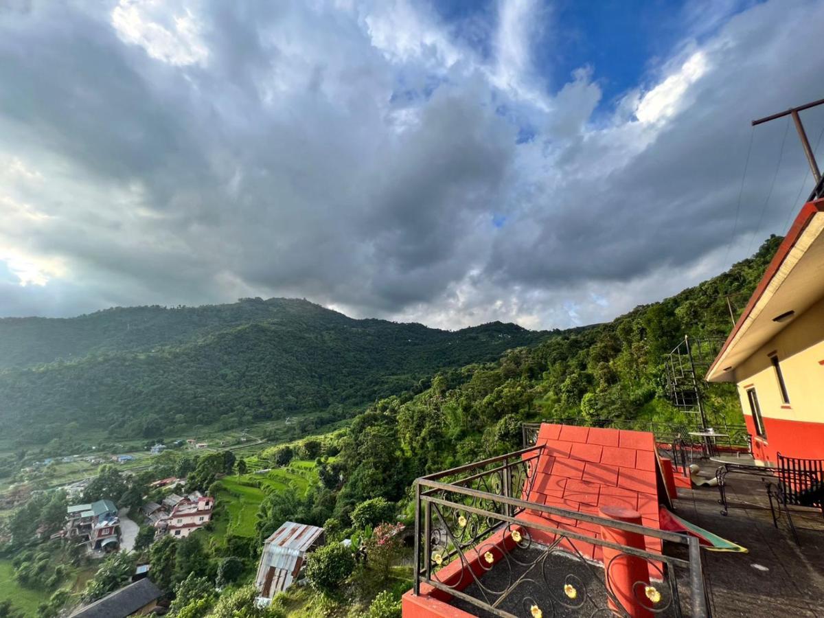 Green Hills Yoga Retreat Pokhara Eksteriør billede