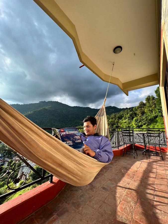 Green Hills Yoga Retreat Pokhara Eksteriør billede