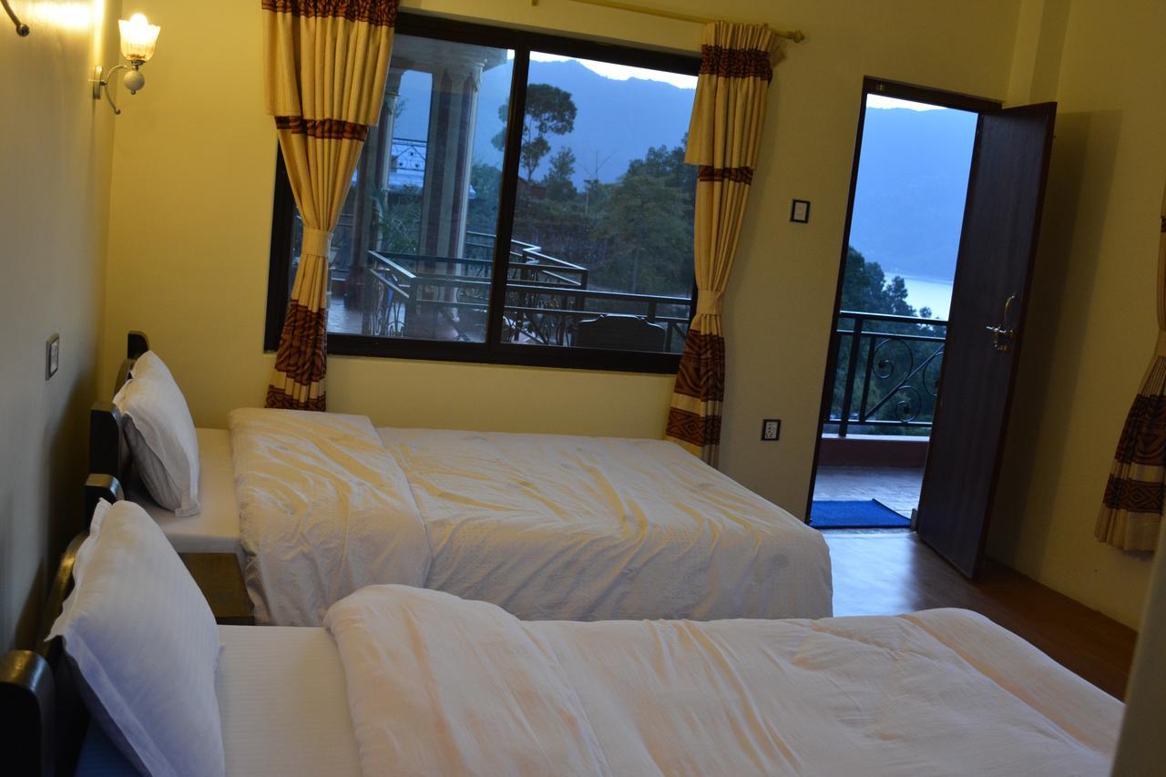 Green Hills Yoga Retreat Pokhara Eksteriør billede